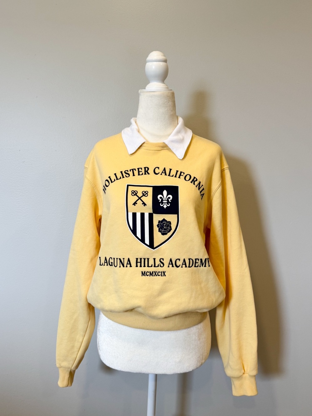 Hollister Pale Yellow Laguna Hills Academy Crewneck Sweatshirt